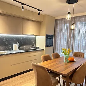 Spacious Fancy Appartamento Tirana